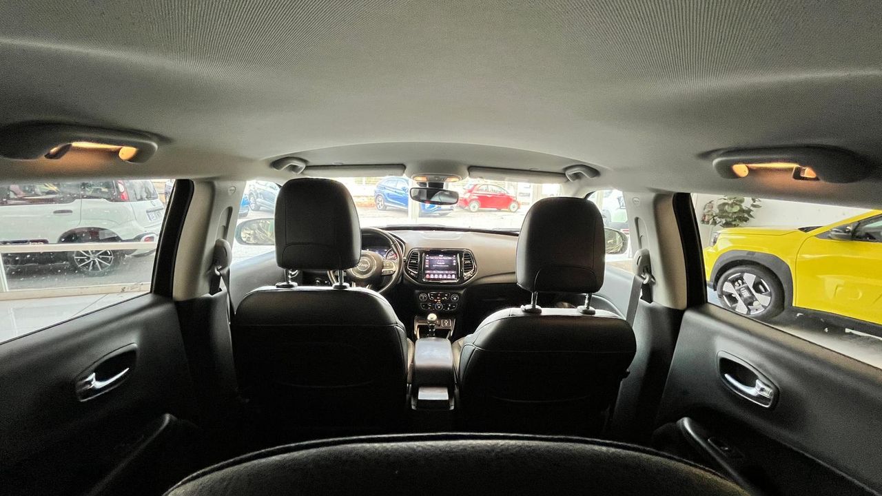 Jeep Compass LIMITED en valls - Foto 2