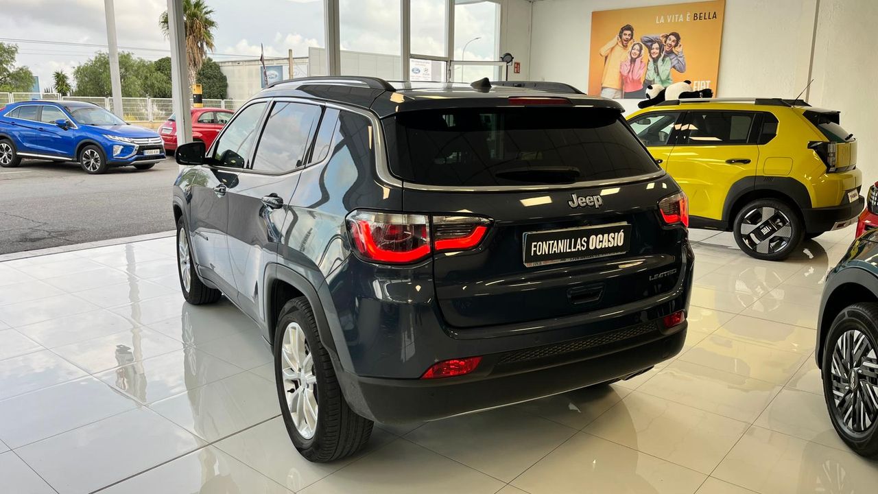 Jeep Compass LIMITED en valls - Foto 2