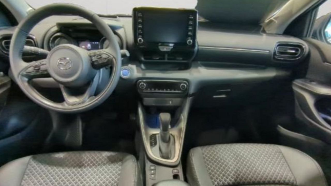 Mazda 2 Select Hybrid etiqueta ECO en Tarragona - Foto 2