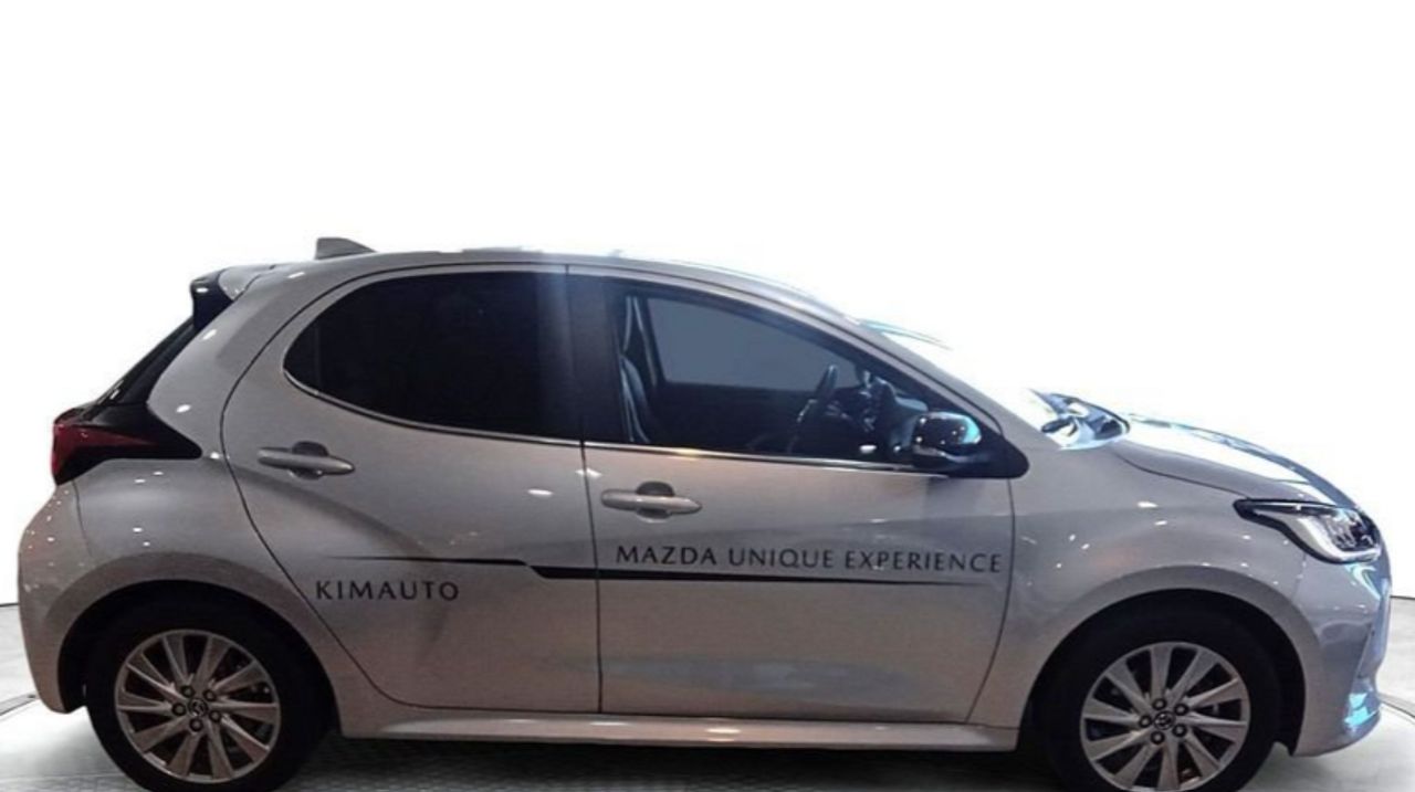 Mazda 2 Select Hybrid etiqueta ECO en Tarragona - Foto 2