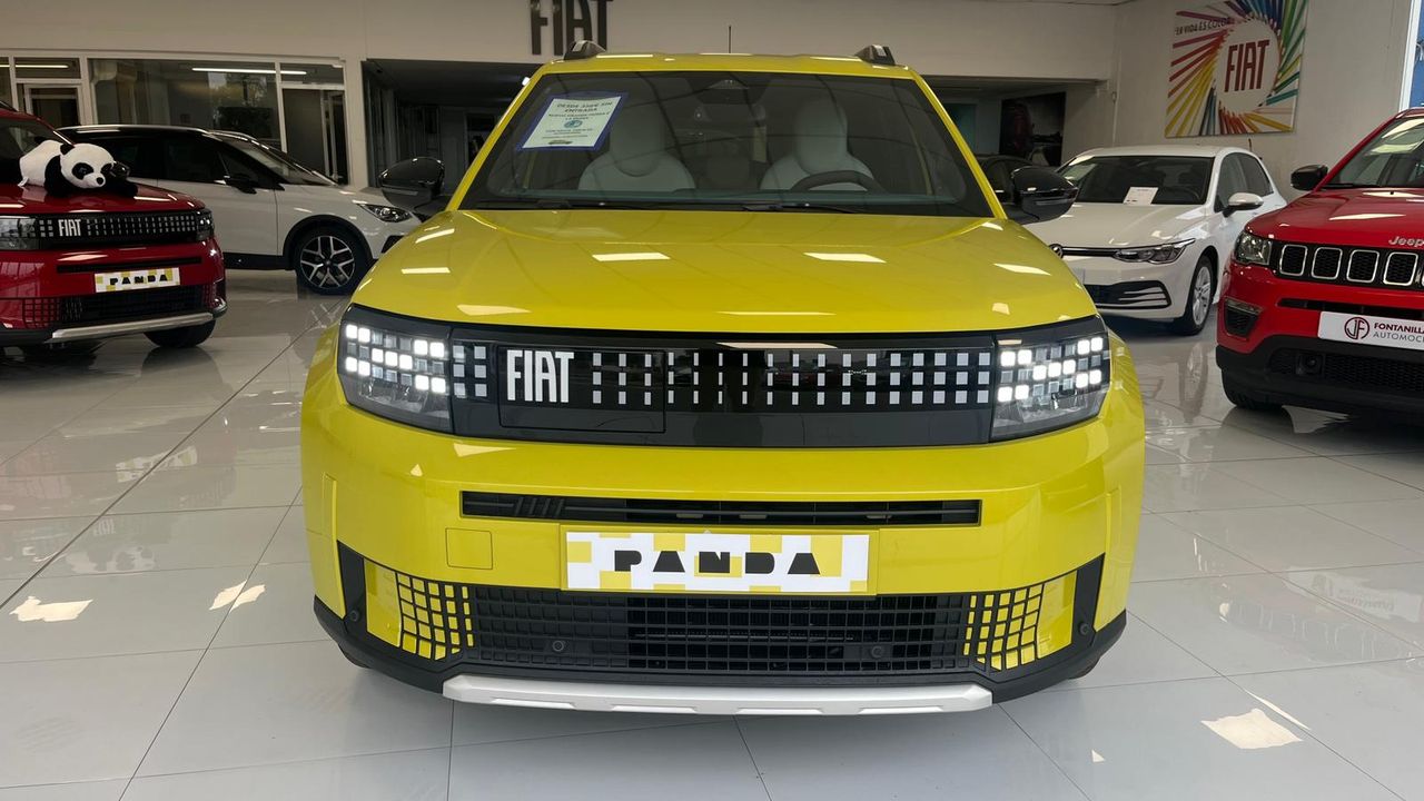 Fiat Grande Panda E LA PRIMA - Foto 2