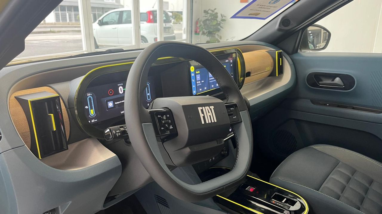 Fiat Grande Panda E LA PRIMA - Foto 2