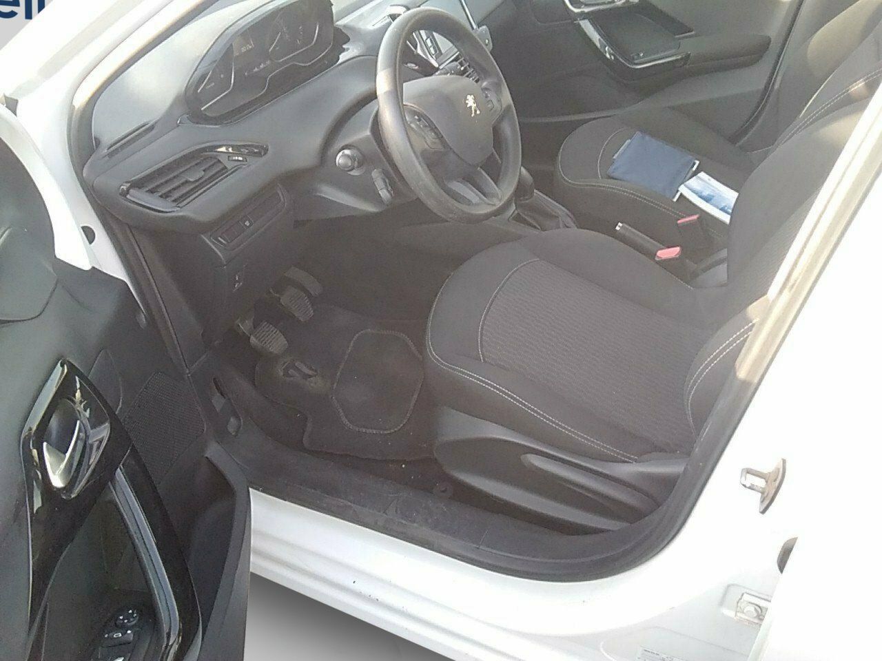 Peugeot 208 (o) 5p Active Bluehdi 73kw (100cv) - Foto 2