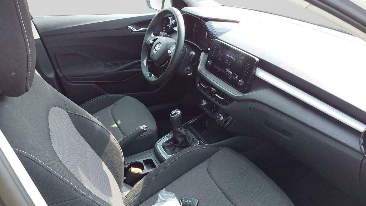 Skoda Fabia 1.0 Mpi 59kw (80cv) Essence - Foto 2