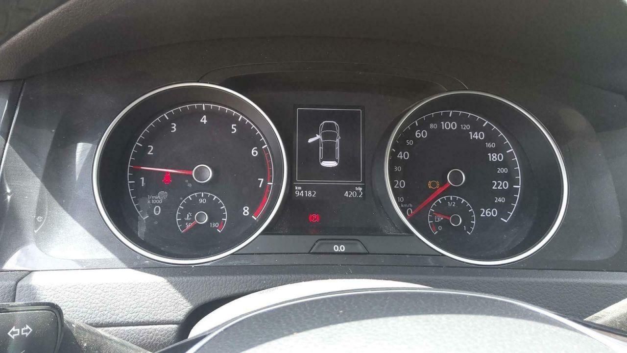 Volkswagen Golf Last Edition 1.0 Tsi 85kw (115cv) - Foto 2