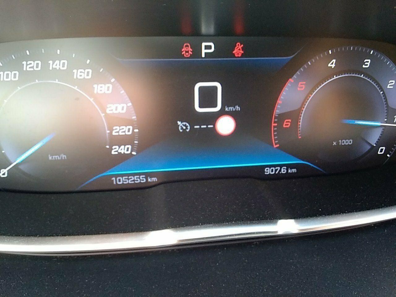Peugeot 3008 1.5 Bluehdi 96kw (130cv) S&s Allure Eat8 - Foto 2