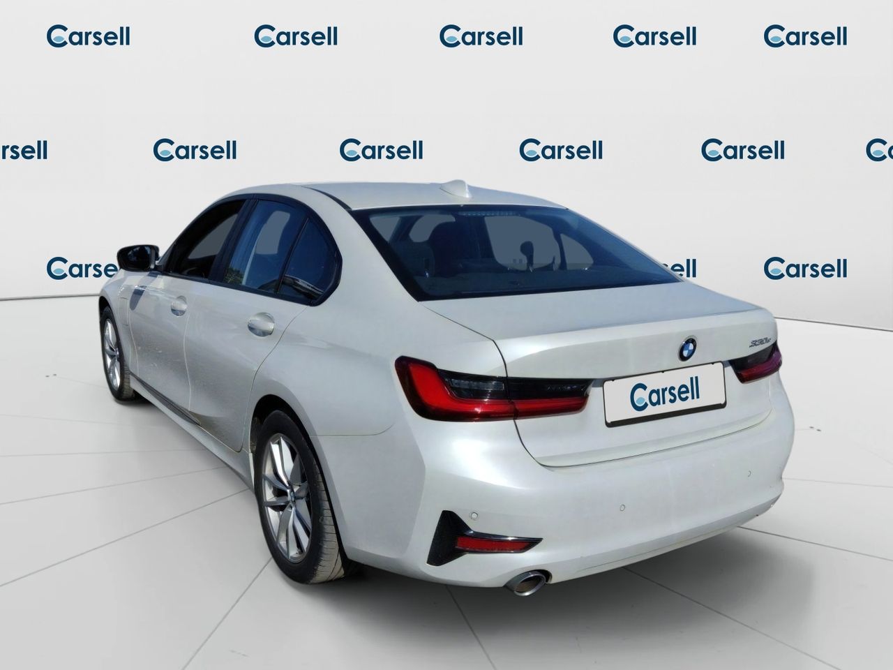 Bmw Series 3 330e - Foto 2