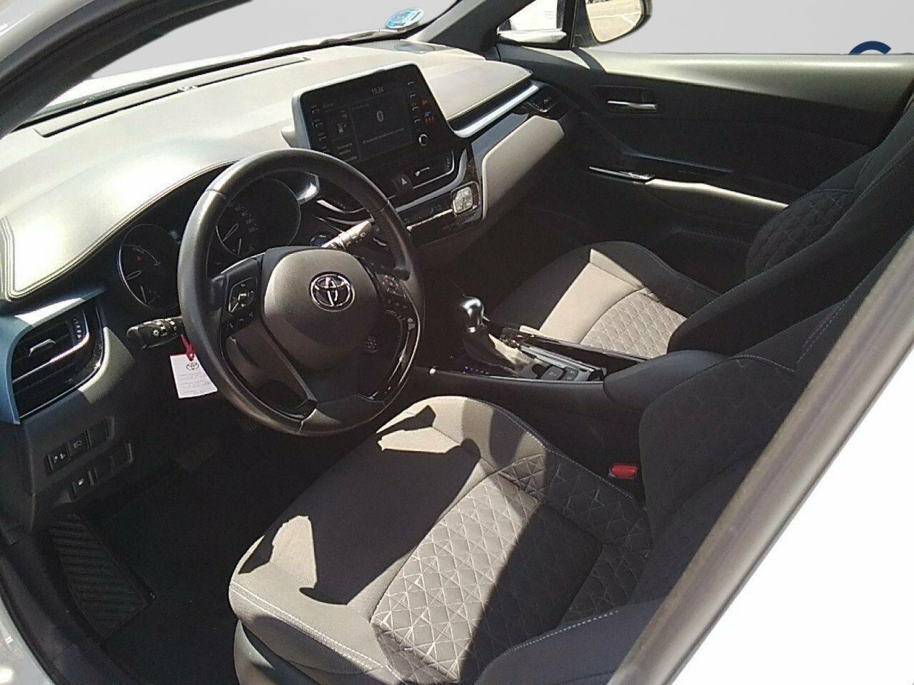 Toyota C-hr 1.8 125h Advance - Foto 2