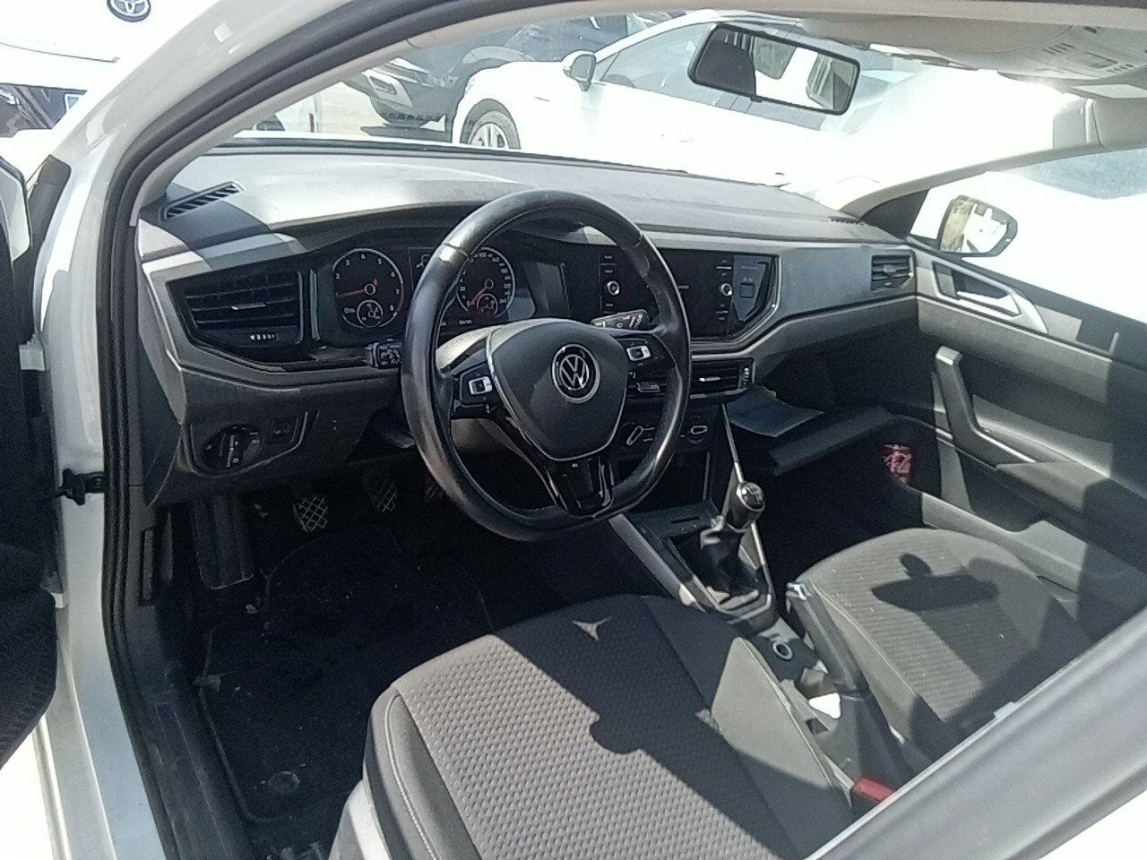 Volkswagen Polo Advance 1.0 Tsi 70kw (95cv) - Foto 2