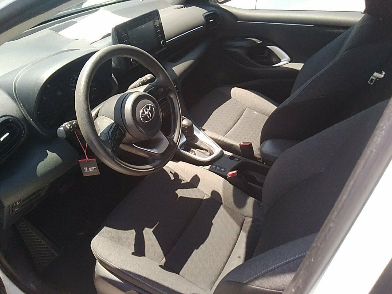 Toyota Yaris 1.5 120h Business Plus - Foto 2