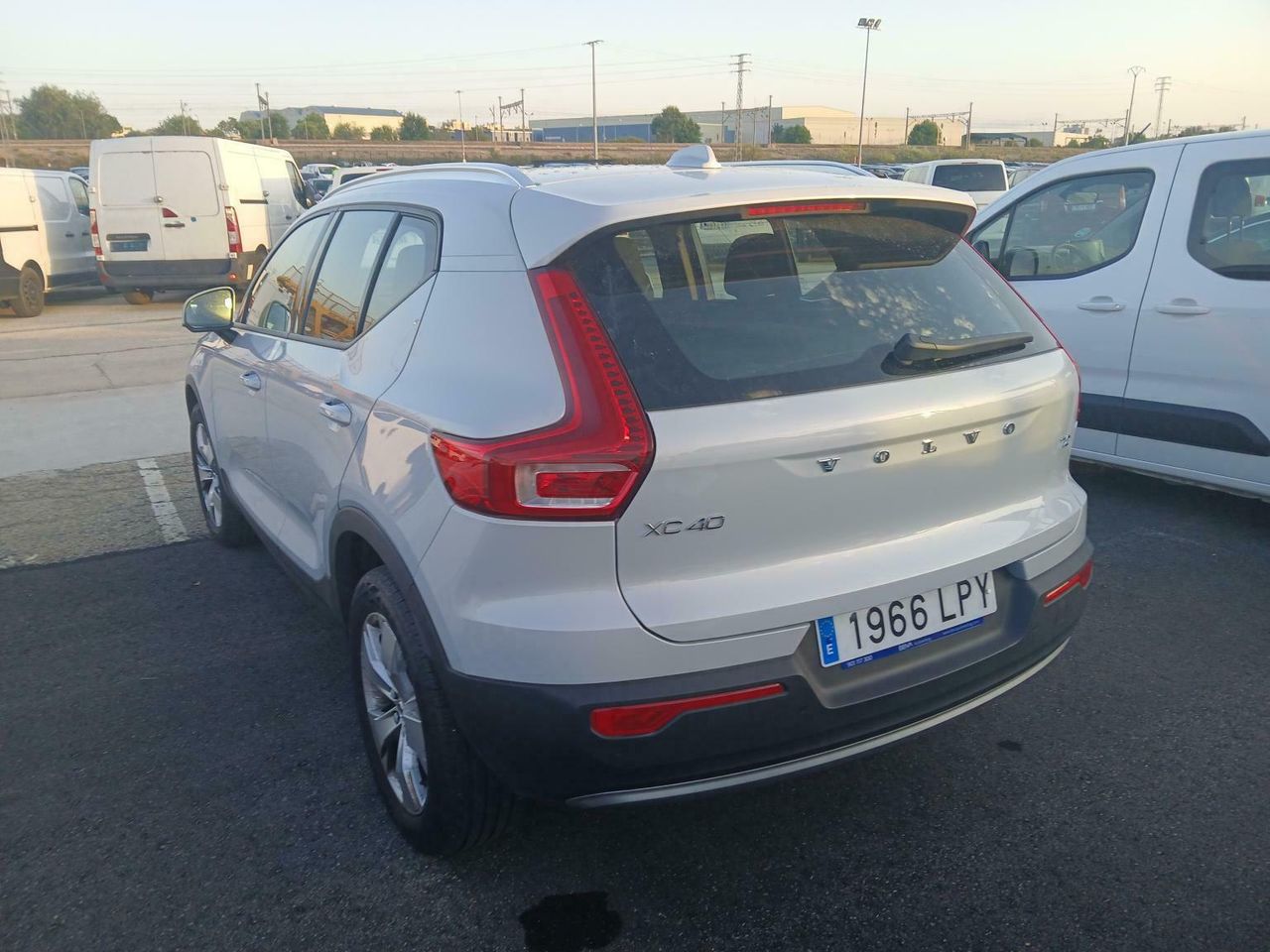 Volvo Xc40 (o) 1.5 T2 Momentum Pro Auto - Foto 2