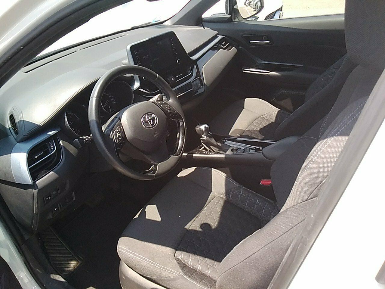Toyota C-hr 1.8 125h Advance - Foto 2