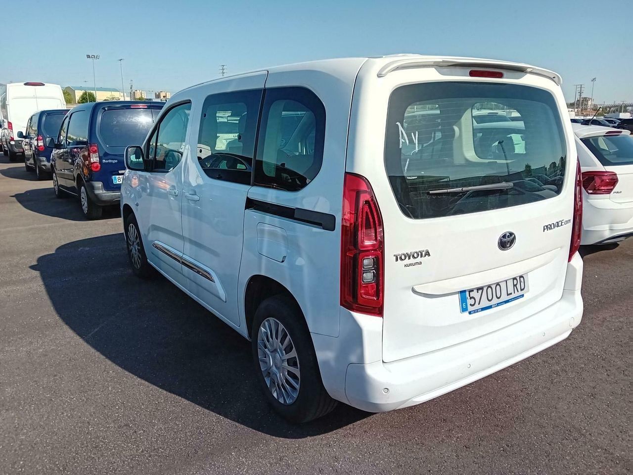 Toyota Proace City 1.5d 75kw (100cv) Vx L1 - Foto 2