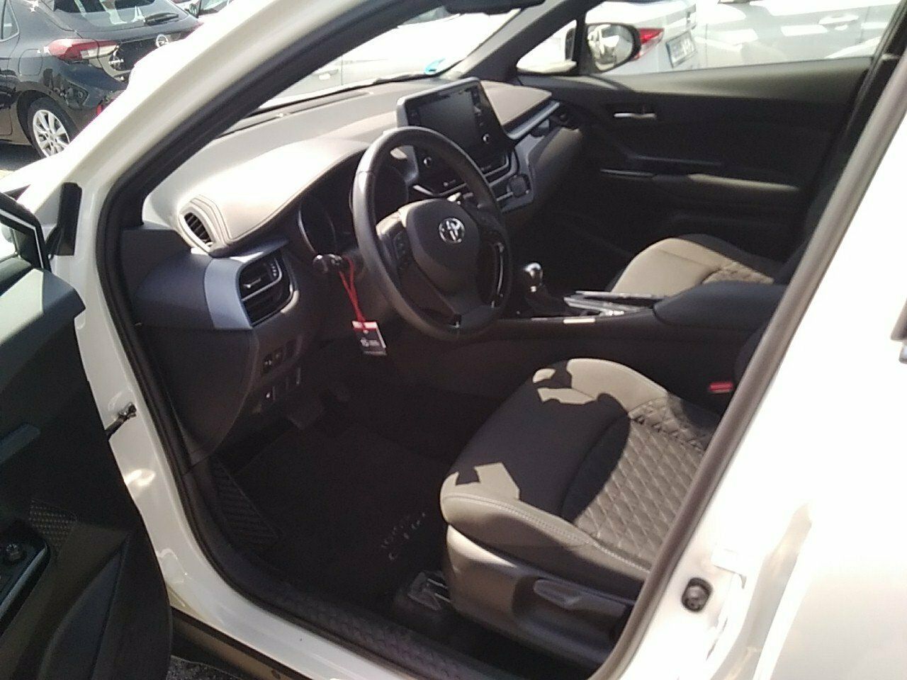 Toyota C-hr 1.8 125h Advance - Foto 2