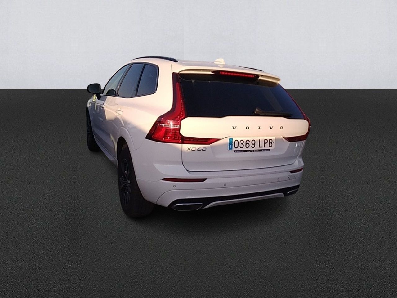 Volvo Xc60 2.0 T6 Awd Recharge R-design Exp Auto - Foto 2
