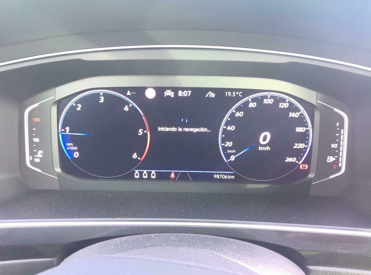 Volkswagen Tiguan R-line 2.0 Tdi 110kw (150cv) - Foto 2