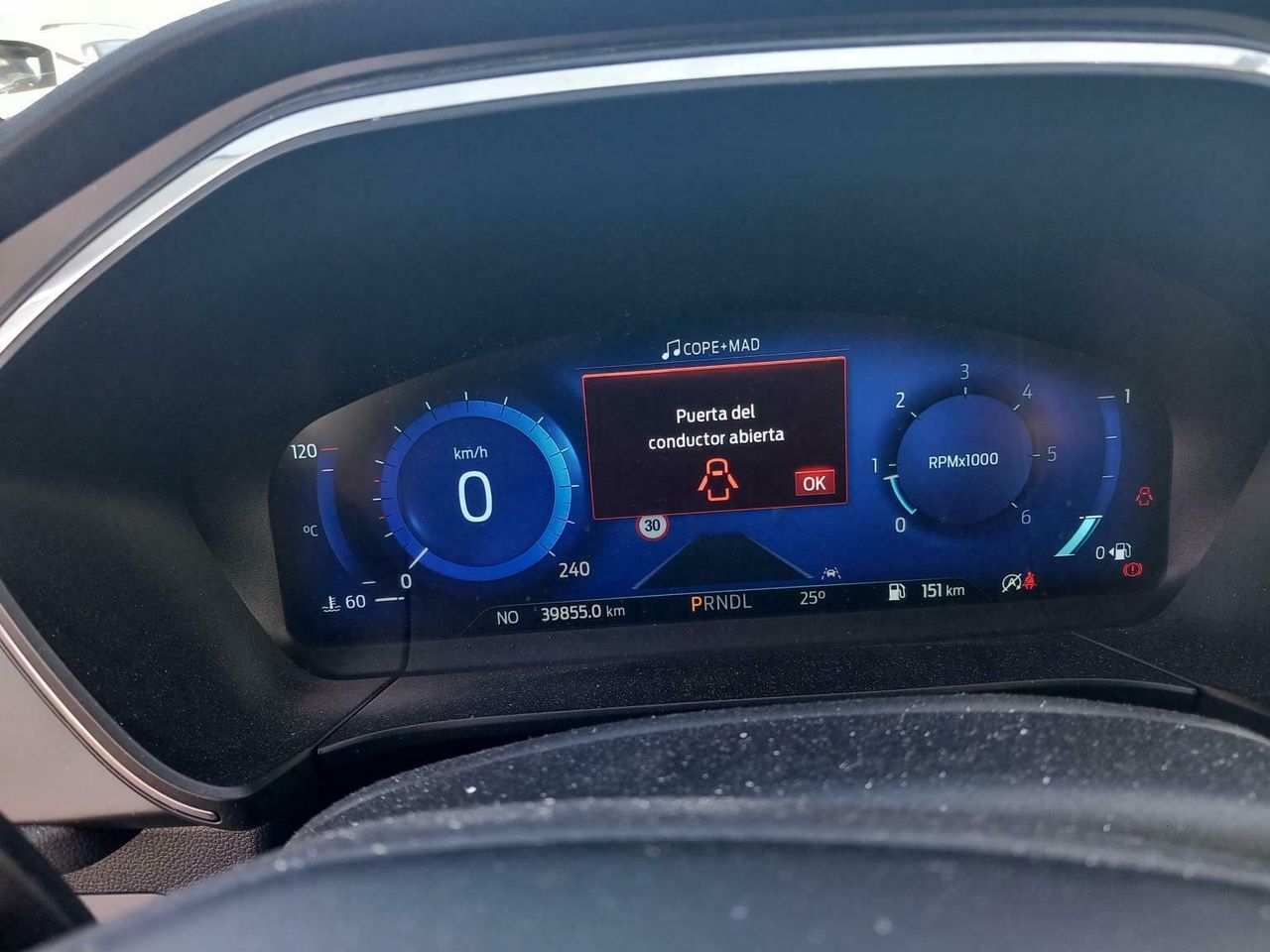 Ford Kuga Titanium 1.5 Ecoblue 88kw (120cv) Auto - Foto 2