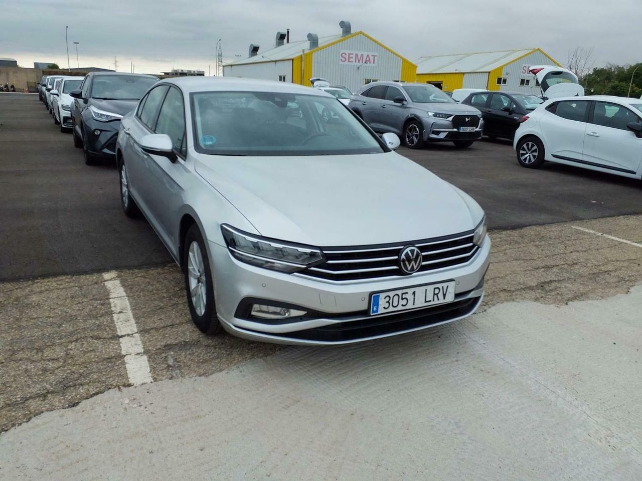 Volkswagen Passat Business 2.0 Tdi 110kw (150cv) - Foto 2