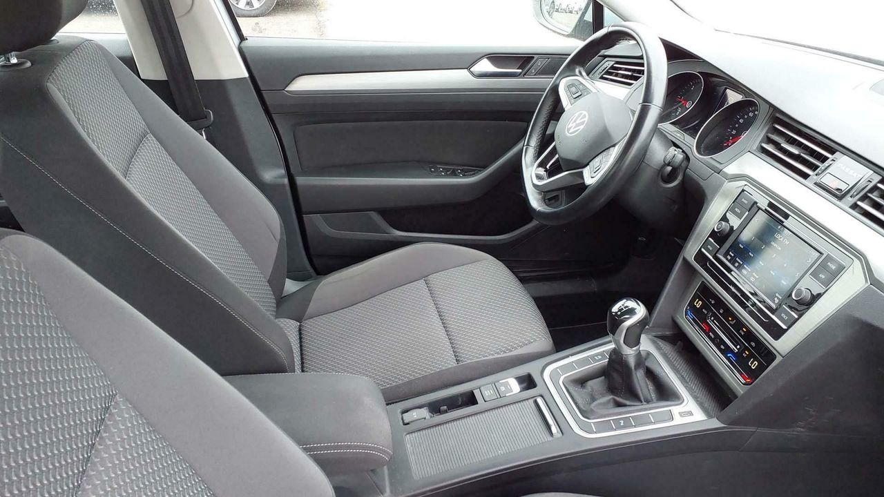 Volkswagen Passat Business 2.0 Tdi 110kw (150cv) - Foto 2