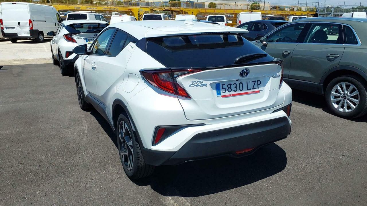 Toyota C-hr 1.8 125h Advance - Foto 2
