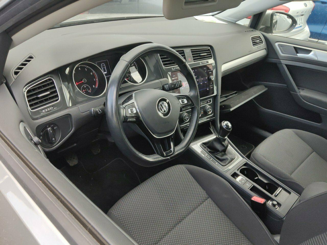 Volkswagen Golf (o) Edition 1.0 Tsi 85kw (115cv) - Foto 2