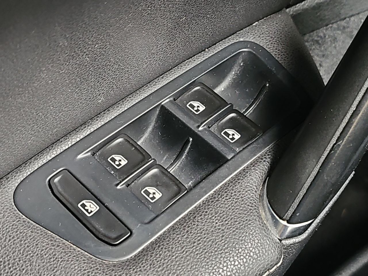 Volkswagen Golf Bluemotion 1.6 TDI 110CV - Foto 2