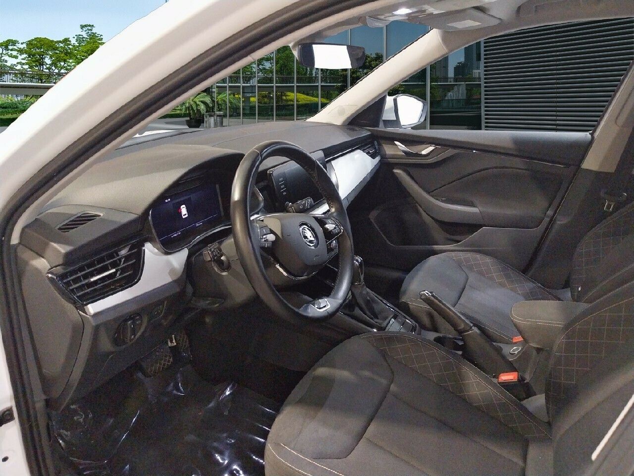 Skoda Kamiq 1.0 Tsi 81kw (110cv) Dsg Ambition - Foto 2