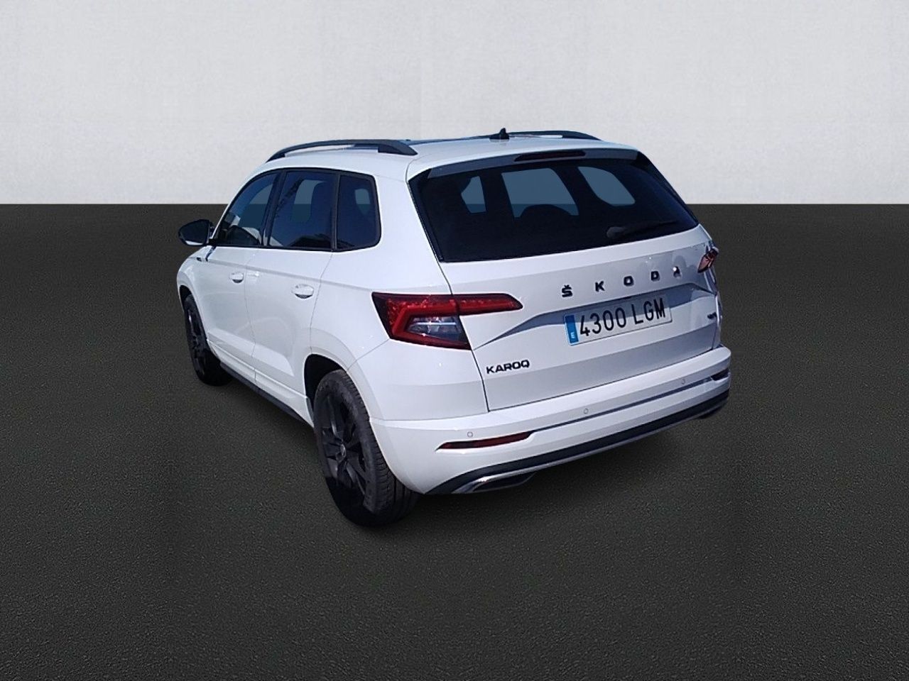 Skoda Karoq 2.0 Tsi 140kw (190cv) Dsg 4x4 Sportline - Foto 2
