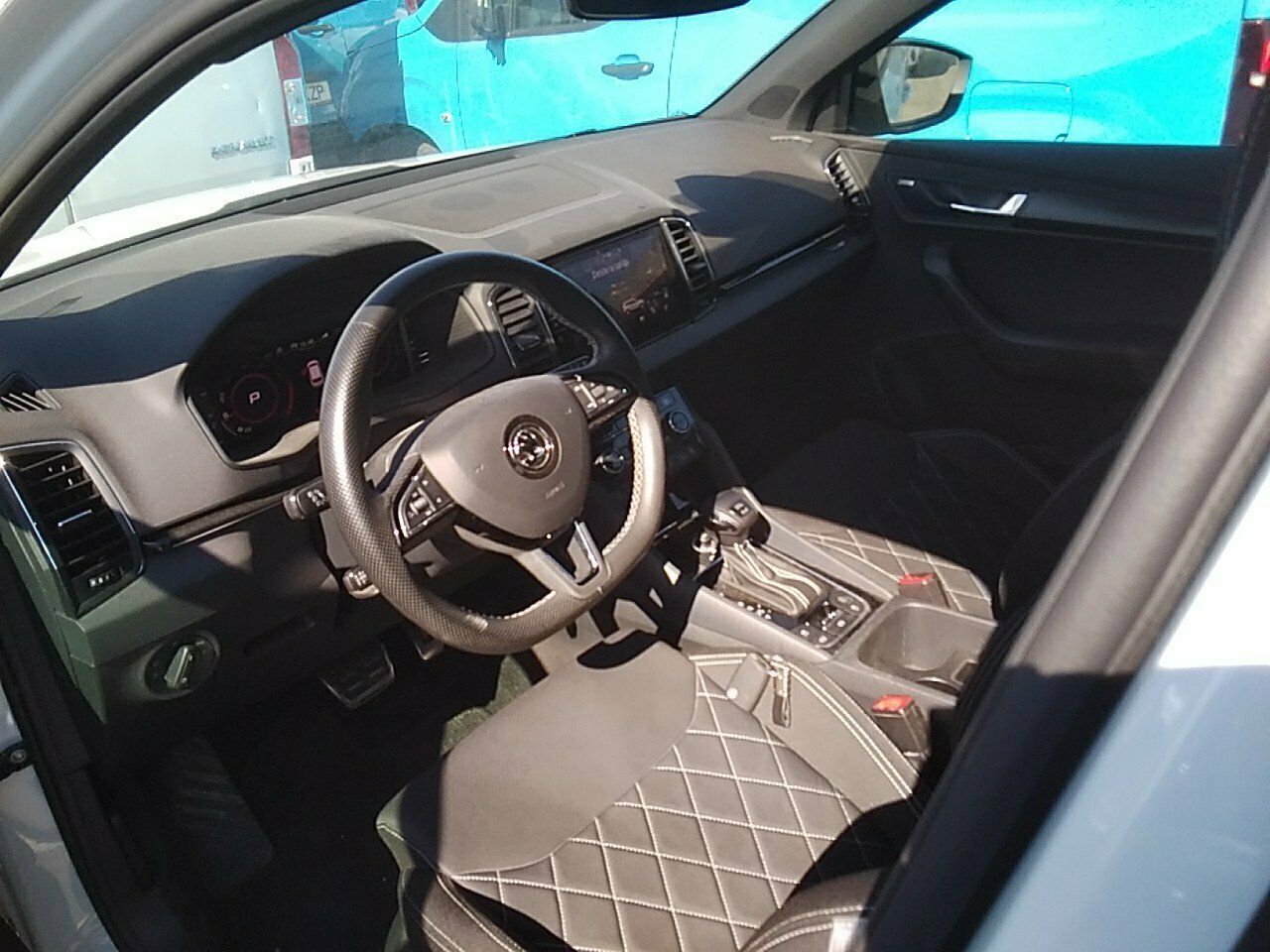 Skoda Karoq 2.0 Tsi 140kw (190cv) Dsg 4x4 Sportline - Foto 2