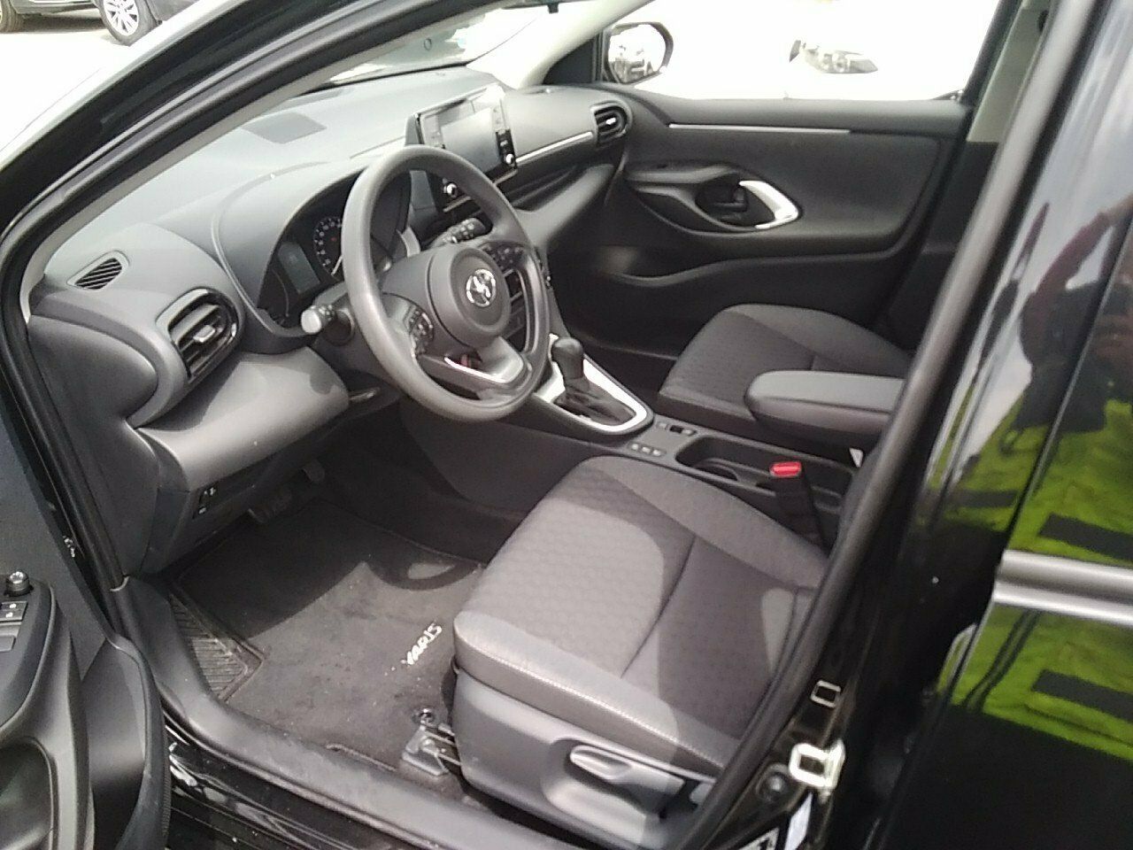 Toyota Yaris 1.5 120h Business Plus - Foto 2