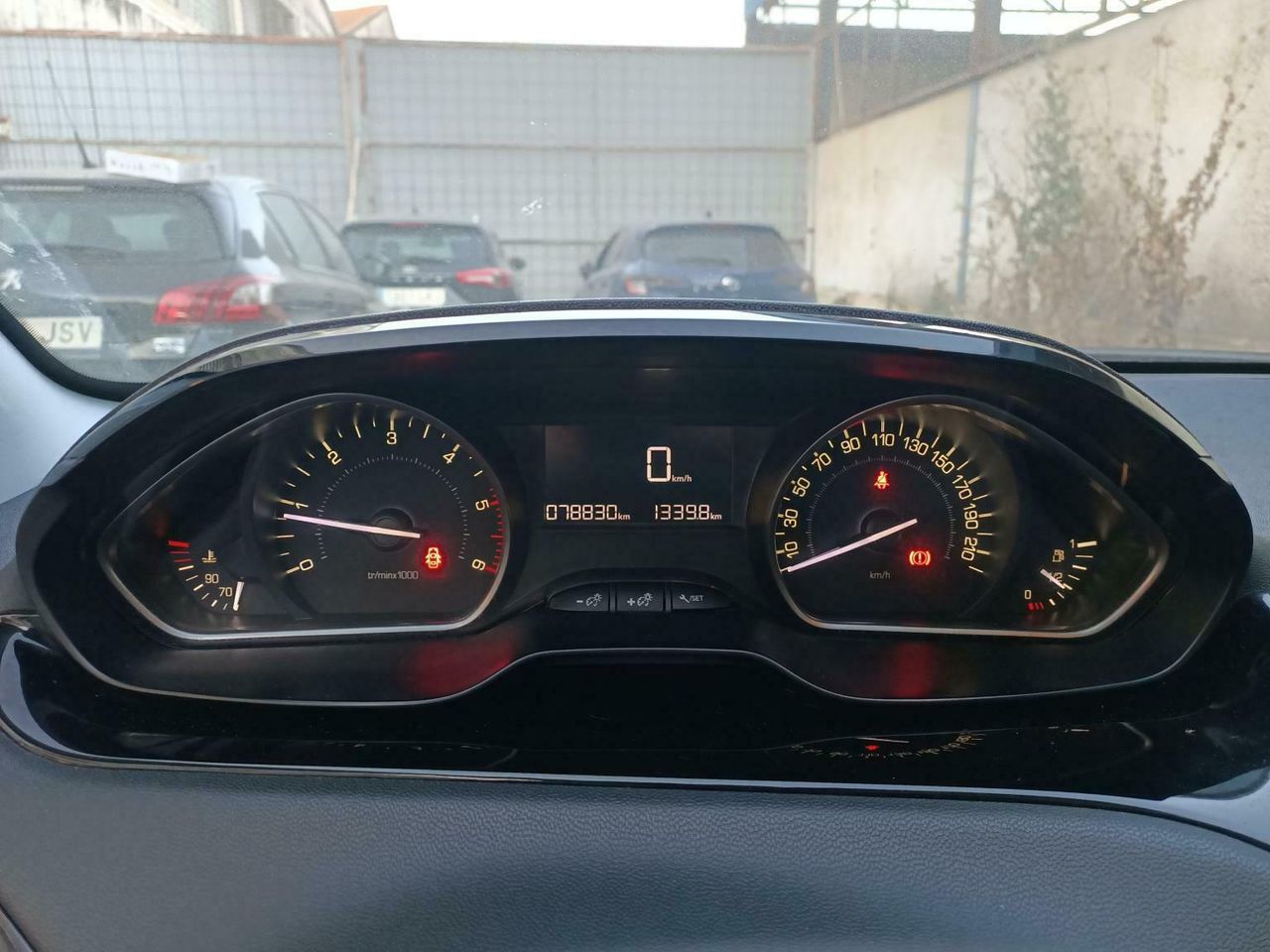 Peugeot 208 (o) 5p Active Bluehdi 73kw (100cv) - Foto 2