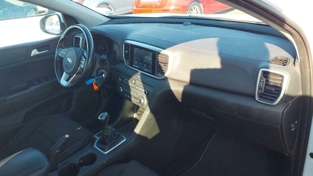 Kia Sportage 1.6 Mhev Concept 100kw (136cv) 4x2 - Foto 2