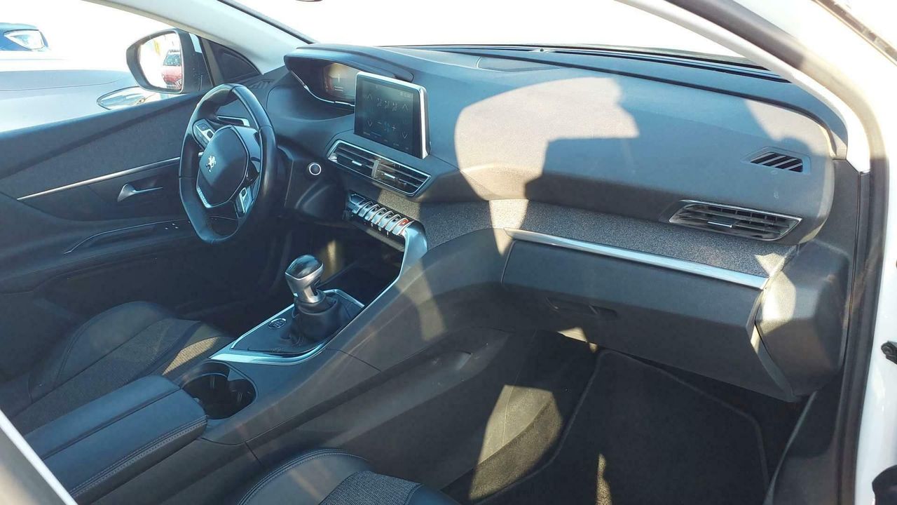 Peugeot 3008 1.5 Bluehdi 96kw (130cv) S&s Allure - Foto 2