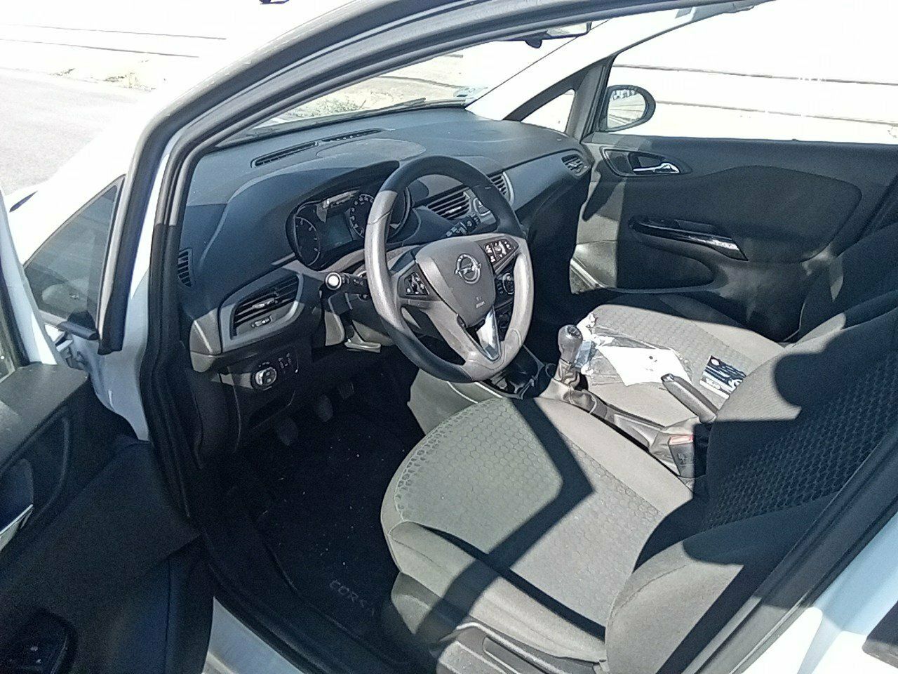 Opel Corsa 1.2 Xel 55kw (75cv) Edition - Foto 2