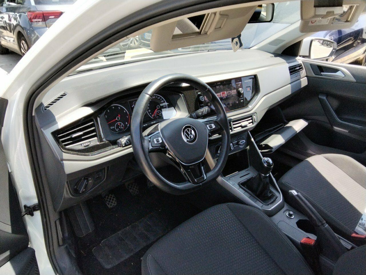 Volkswagen Polo Advance 1.0 Tsi 70kw (95cv) - Foto 2