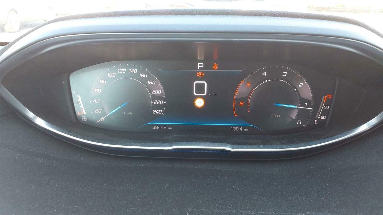 Peugeot 3008 1.5 Bluehdi 96kw Active Pack Eat8 - Foto 2