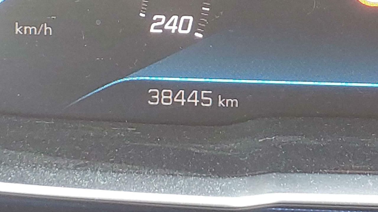 Peugeot 3008 1.5 Bluehdi 96kw Active Pack Eat8 - Foto 2
