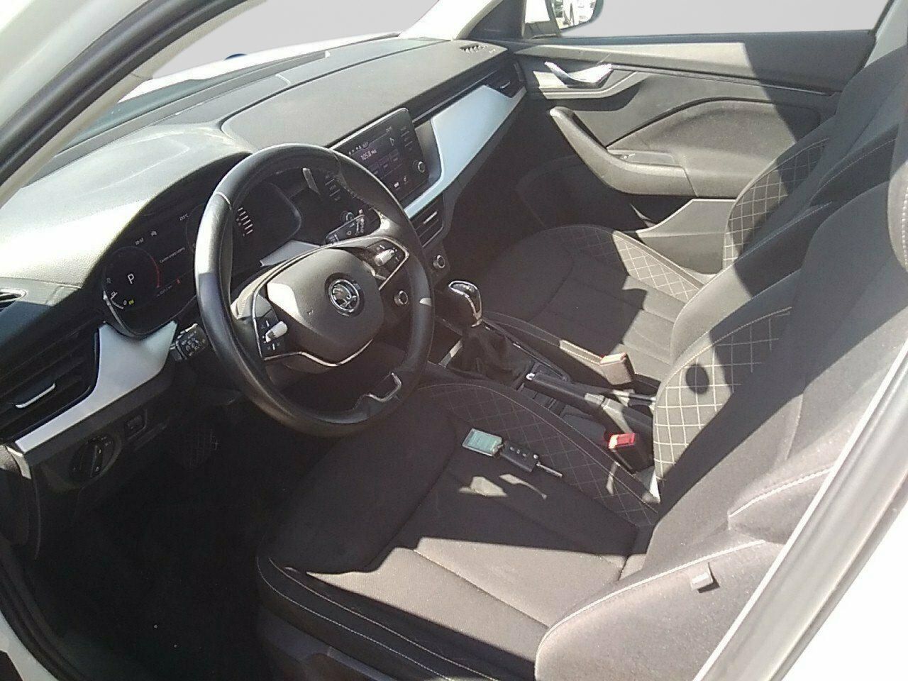 Skoda Kamiq 1.0 Tsi 81kw (110cv) Dsg Ambition - Foto 2