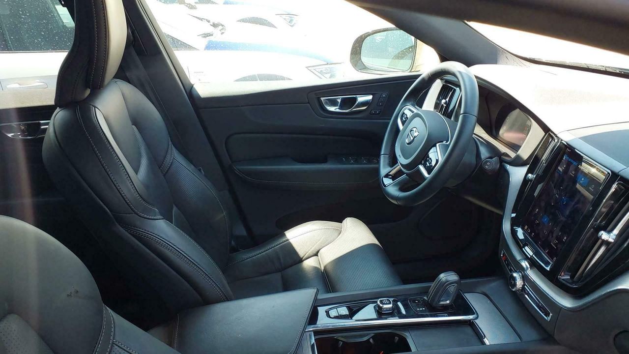 Volvo Xc60 (o) 2.0 T6 Awd Recharge R-design Auto - Foto 2