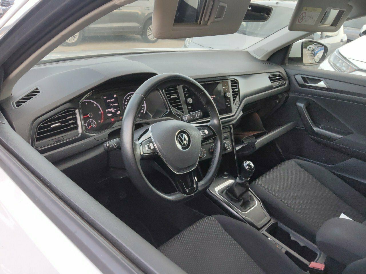 Volkswagen T-roc Edition 1.6 Tdi 85kw (115cv) - Foto 2