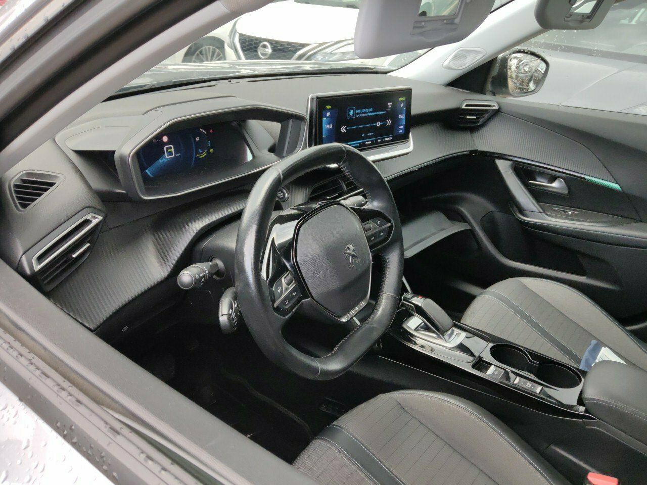 Peugeot 2008 Eléctrico Allure Pack - Foto 2