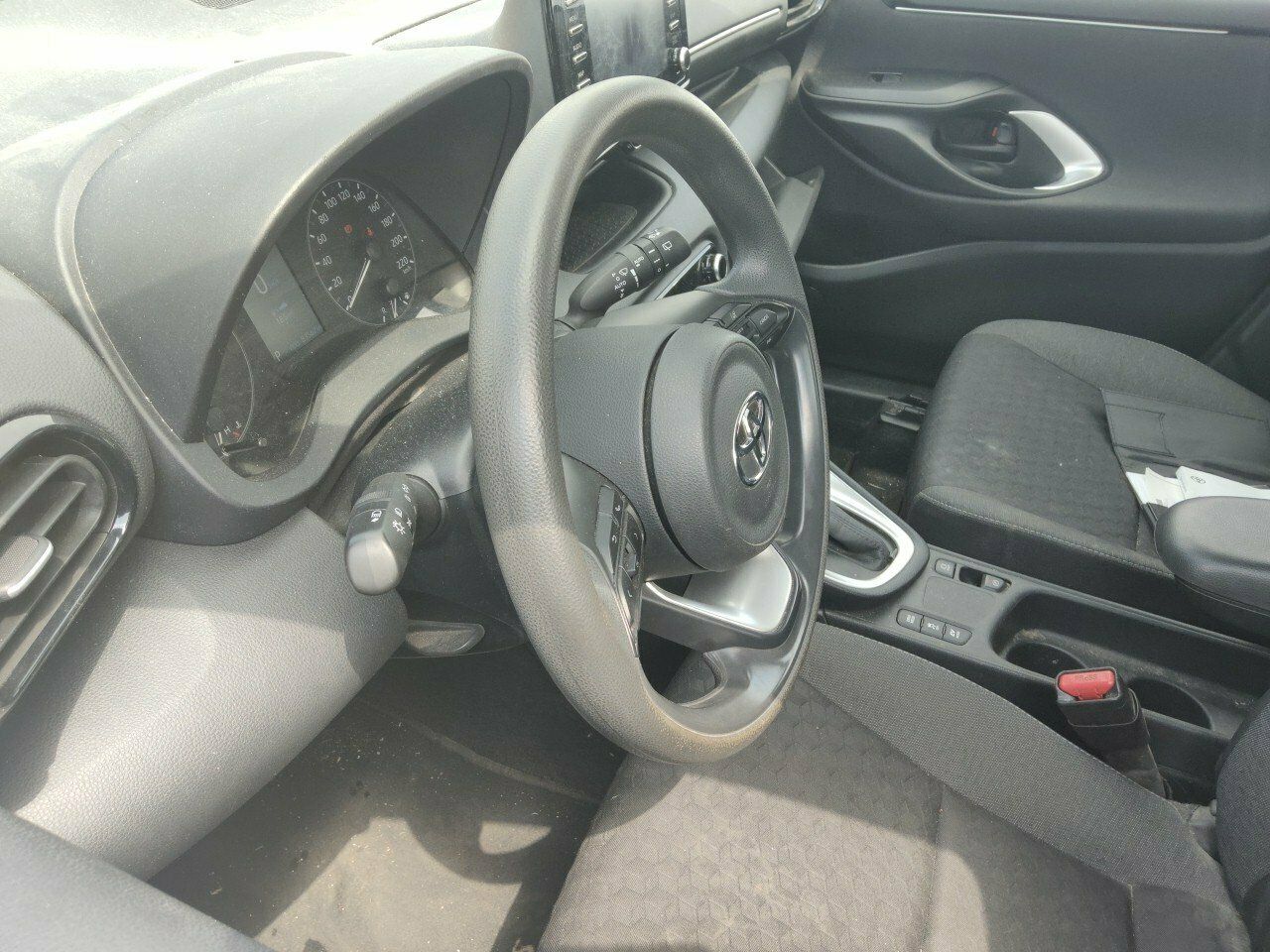Toyota Yaris 1.5 120h Business Plus - Foto 2