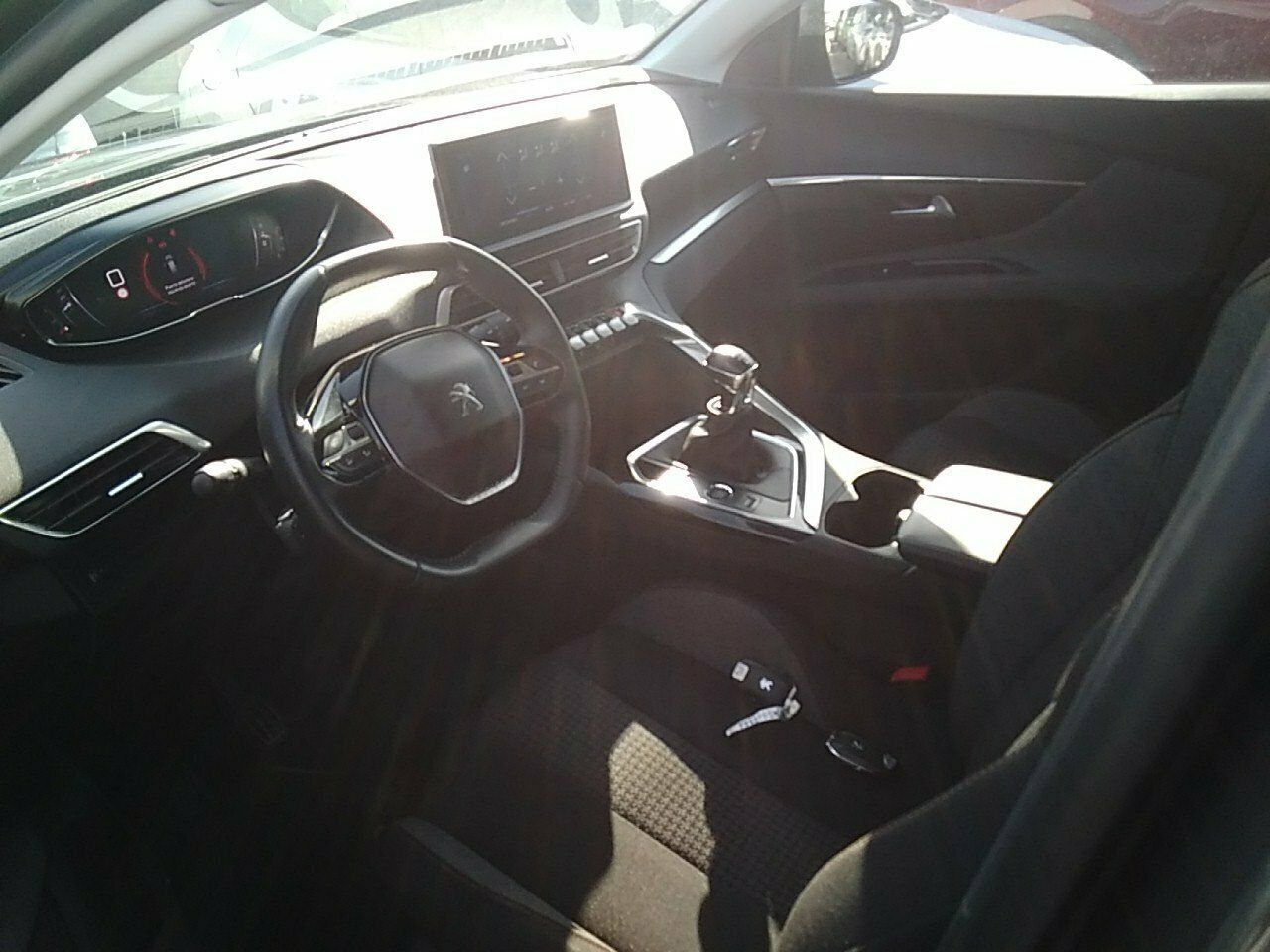 Peugeot 3008 1.5 Bluehdi 96kw (130cv) S&s Active Pack - Foto 2