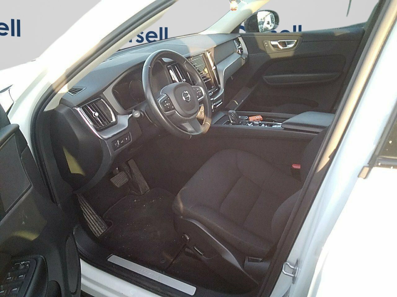 Volvo Xc60 2.0 T6 Awd Recharge R-design Exp Auto - Foto 2
