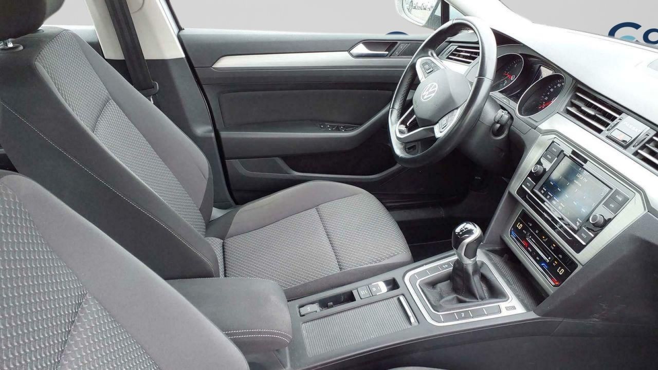Volkswagen Passat Business 2.0 Tdi 110kw (150cv) - Foto 2