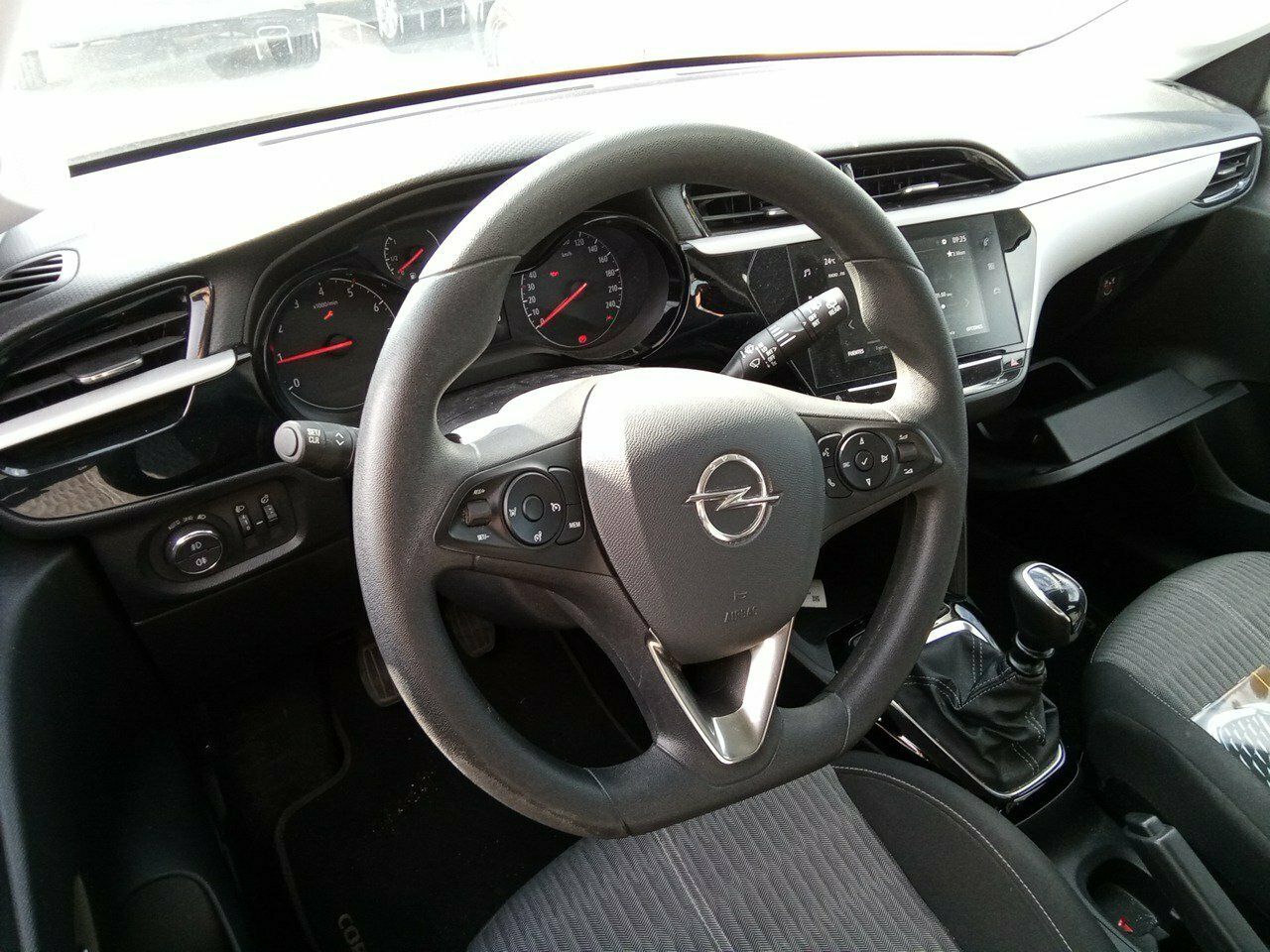 Opel Corsa 1.2t Xhl 74kw (100cv) Edition - Foto 2
