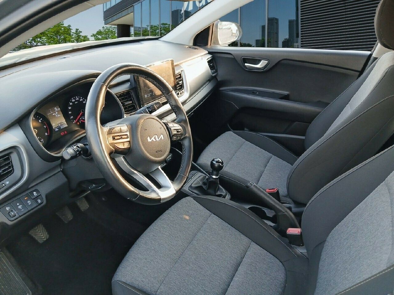 Kia Stonic 1.2 Dpi 62kw (84cv) Concept - Foto 2