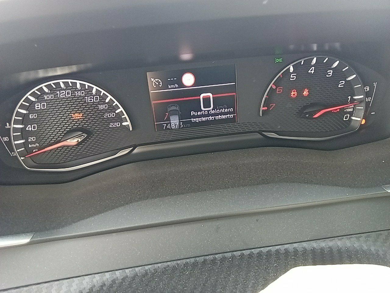 Peugeot 2008 Allure Bluehdi 81kw (110cv) - Foto 2