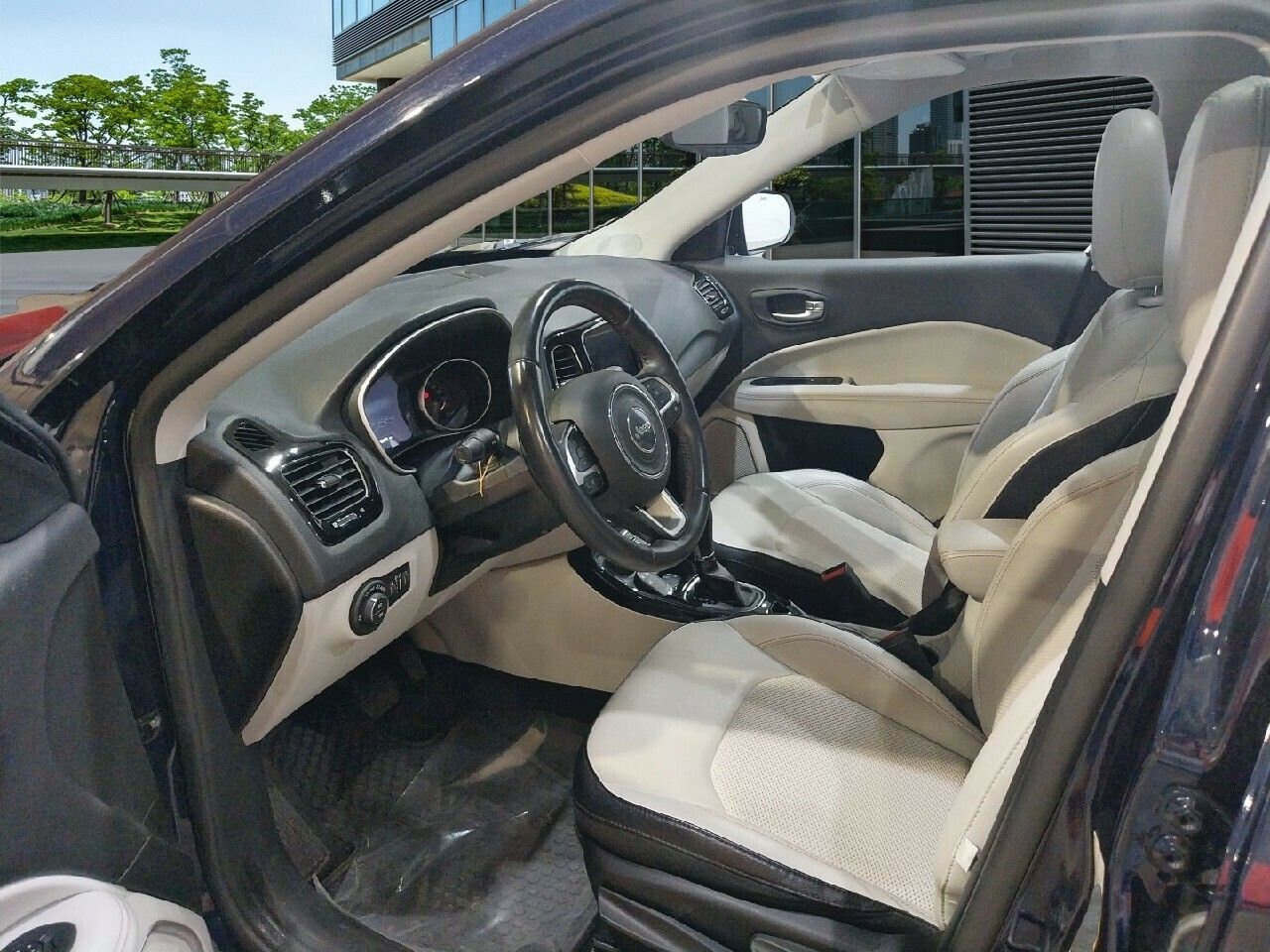 Jeep Compass 2.0 Mjet 125kw Limited 4x4 E6d - Foto 2