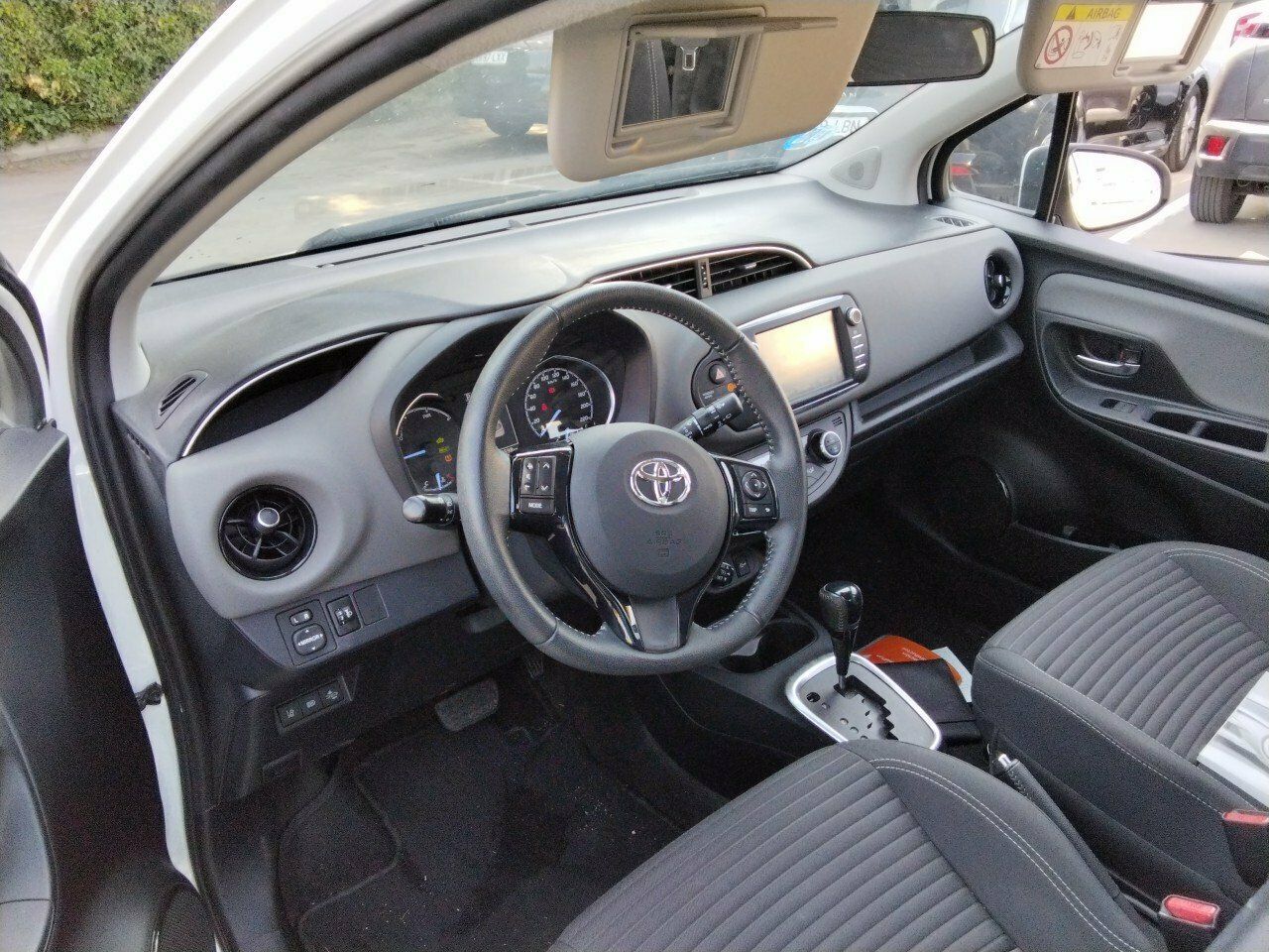 Toyota Yaris 1.5 100h Active - Foto 2